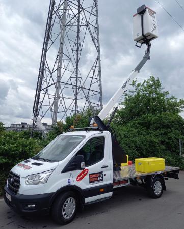 Camionnette nacelle sans stabilisateurs