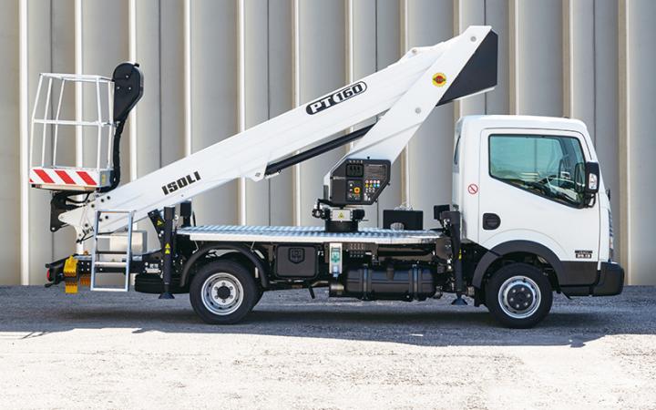 Camionnette Nacelle Renault/Isoli PT 160