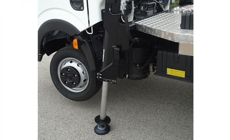 Camionnette Nacelle Renault/Isoli PT 160