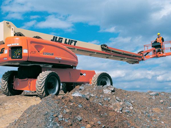 Nacelle télescopique JLG 1350 SJ