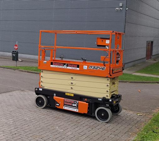 Photo d'une nacelle ciseaux JLG R3246